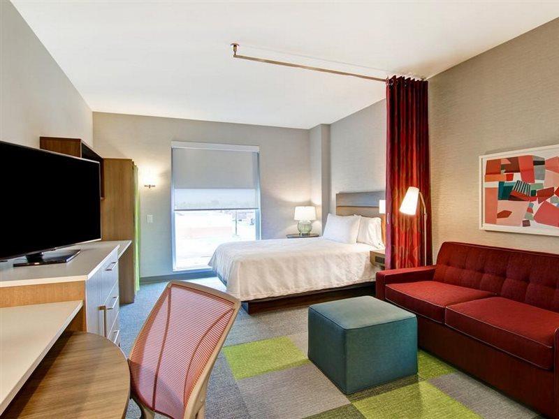 Home2 Suites By Hilton Montreal Dorval Exterior foto