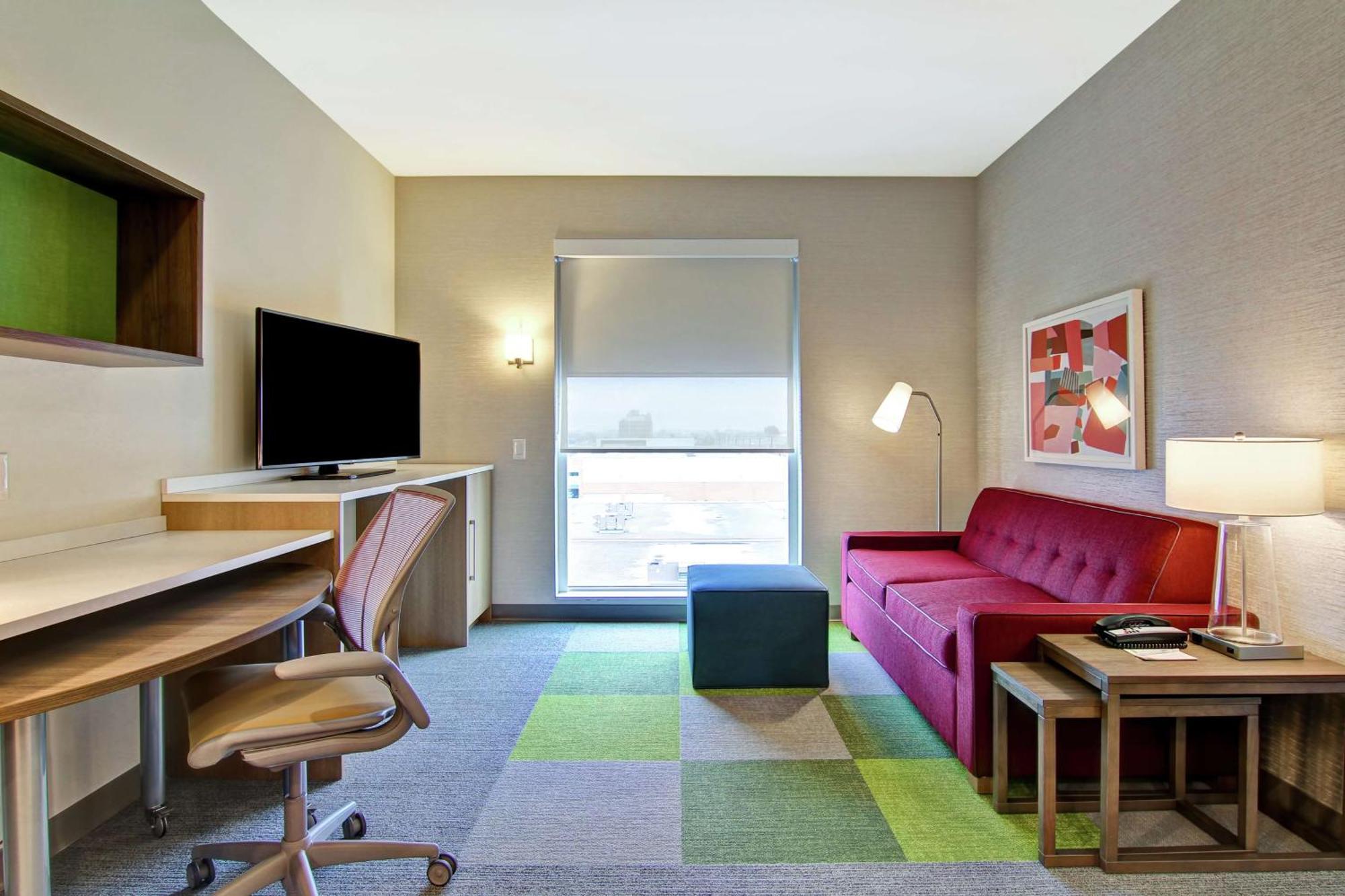 Home2 Suites By Hilton Montreal Dorval Exterior foto