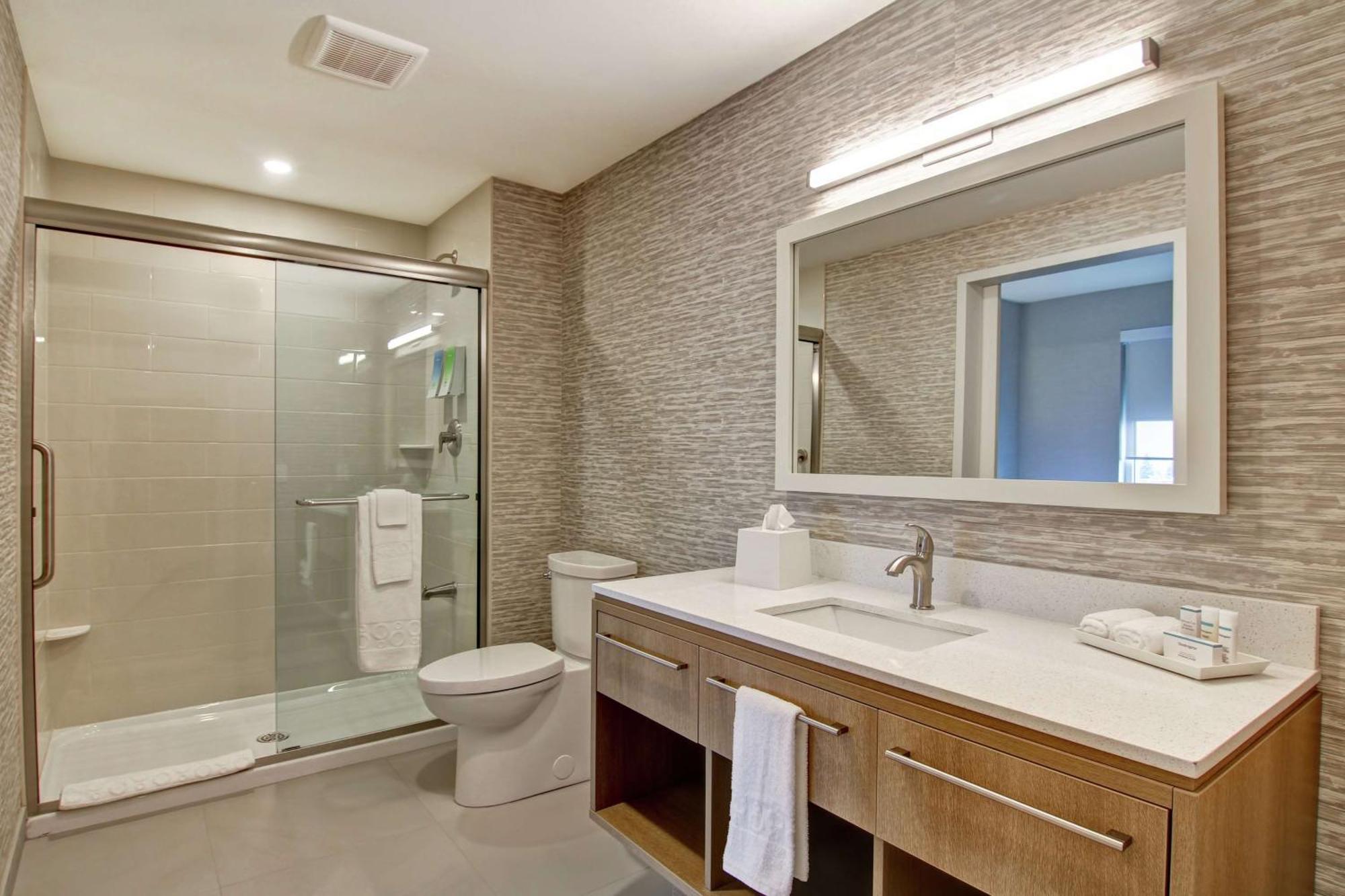 Home2 Suites By Hilton Montreal Dorval Exterior foto