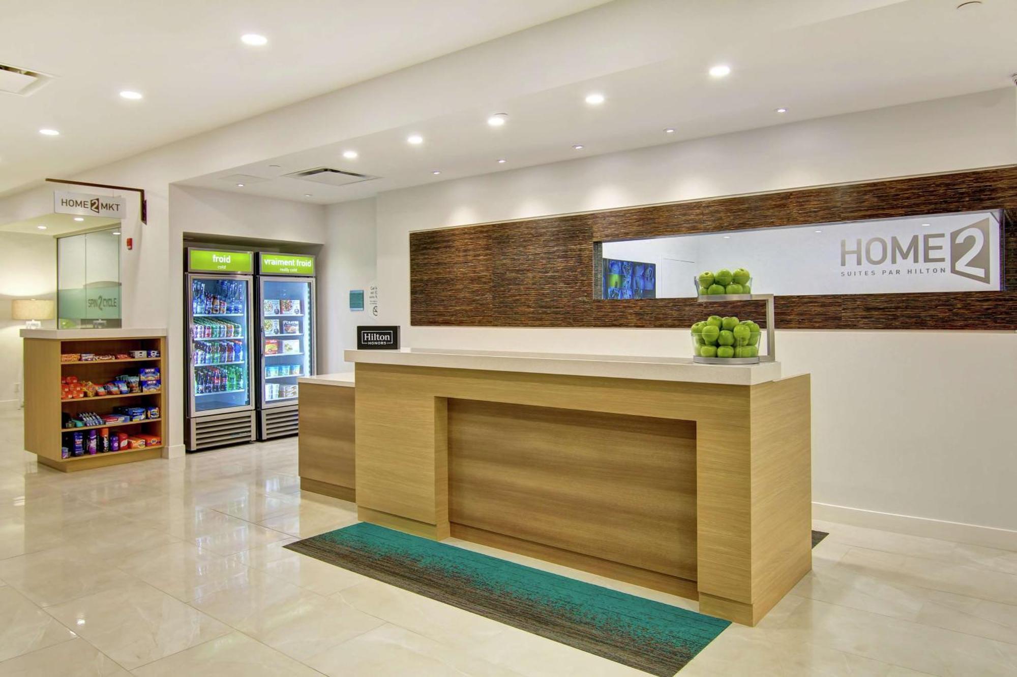 Home2 Suites By Hilton Montreal Dorval Exterior foto
